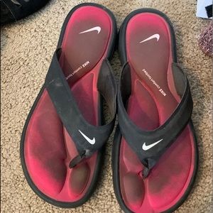 Nike slides